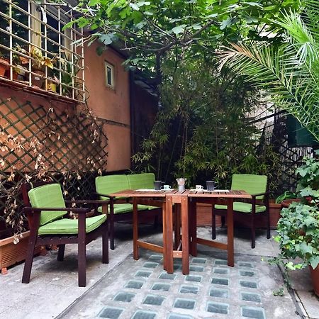 Monti Secret Garden Apartment โรม ภายนอก รูปภาพ
