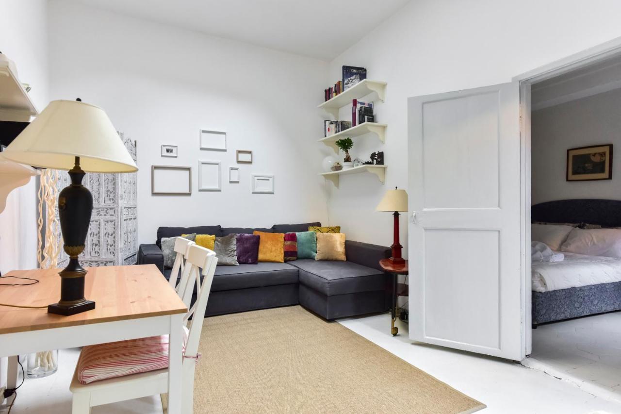 Monti Secret Garden Apartment โรม ภายนอก รูปภาพ