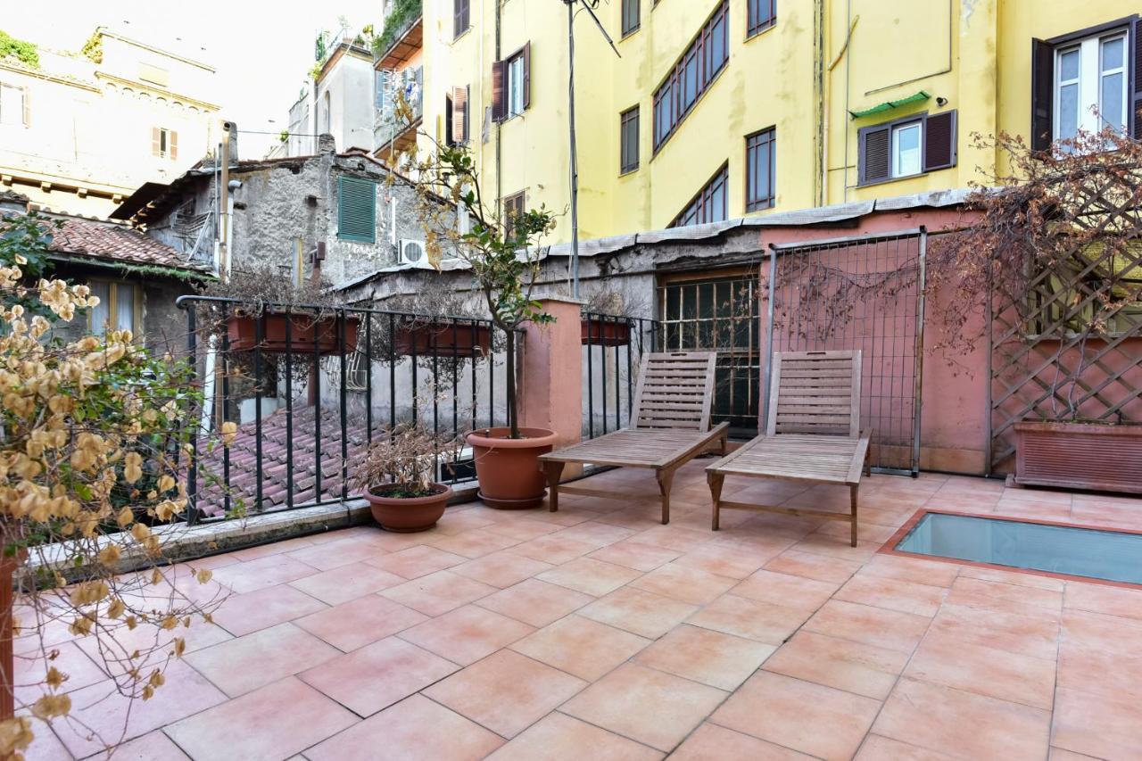 Monti Secret Garden Apartment โรม ภายนอก รูปภาพ
